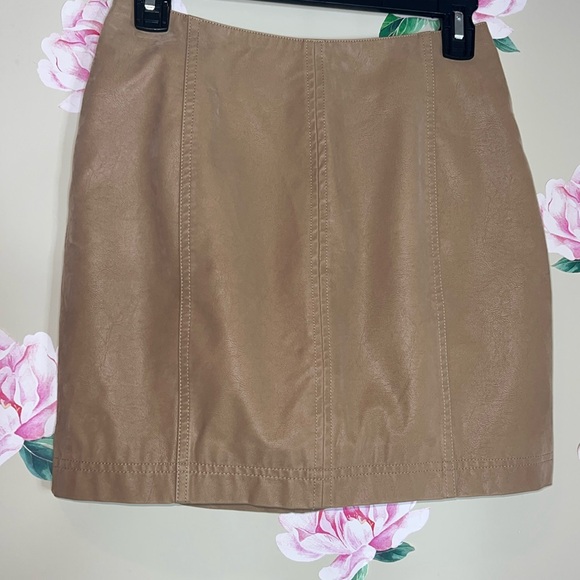 Free People Mini Skirt CC-26 - Picture 1 of 9